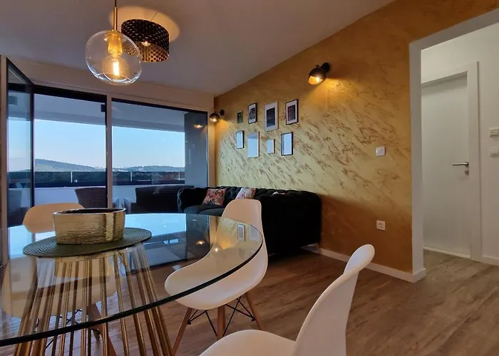 Marcelina 2 In Apartamento Trogir