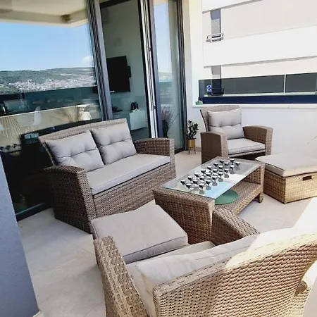 Marcelina 2 In * Trogir