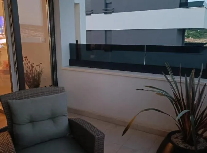 Marcelina 2 In * Trogir